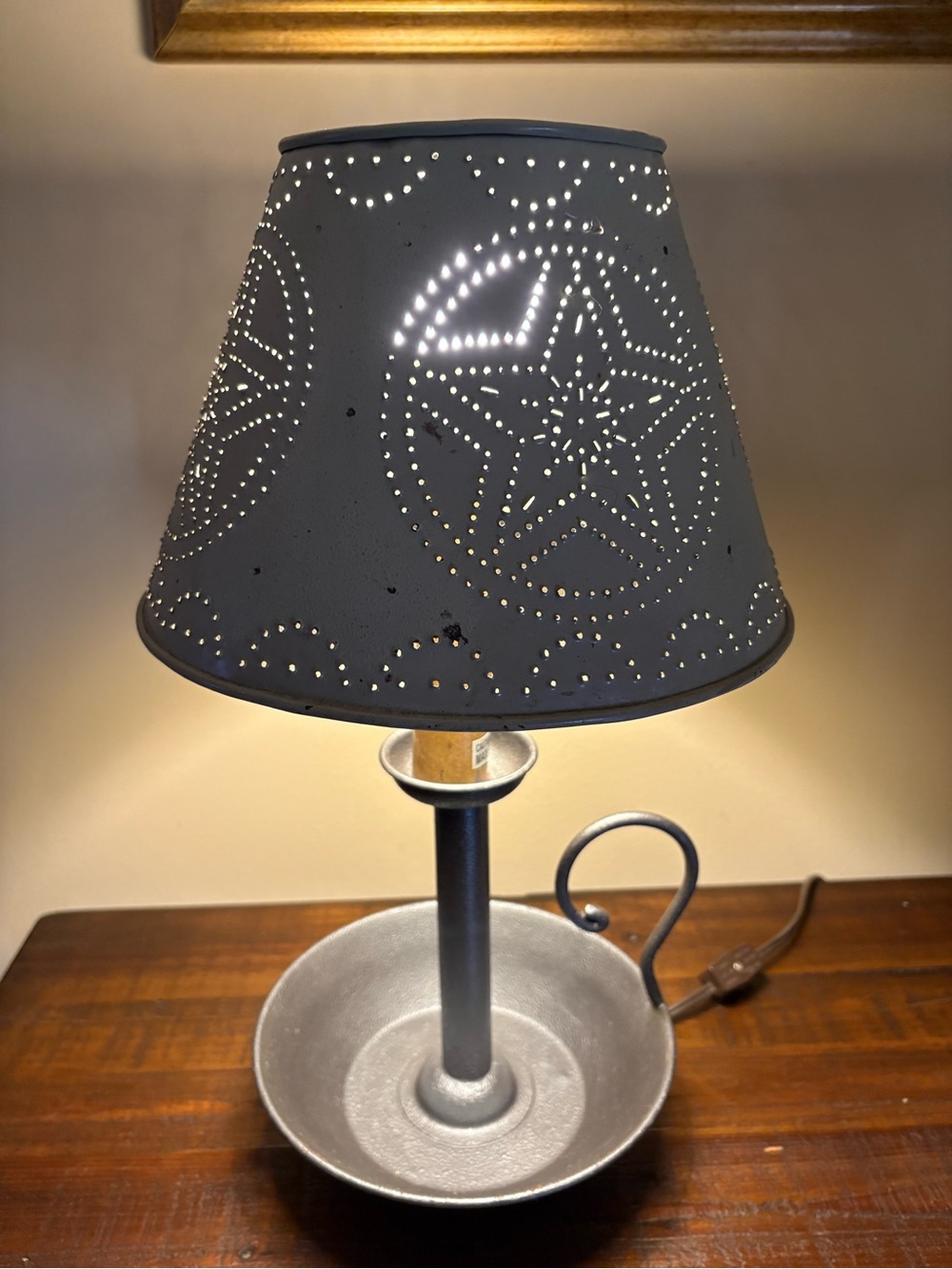 Farmhouse Primitive Punched Tin Colonial Star Quilt Chamber stick Lamp - Picture 12 of 12